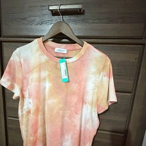 Gilli Women's Short Sleeve Tie-Dye Tee - Peach and Cream